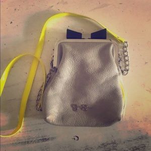 Cross body purse